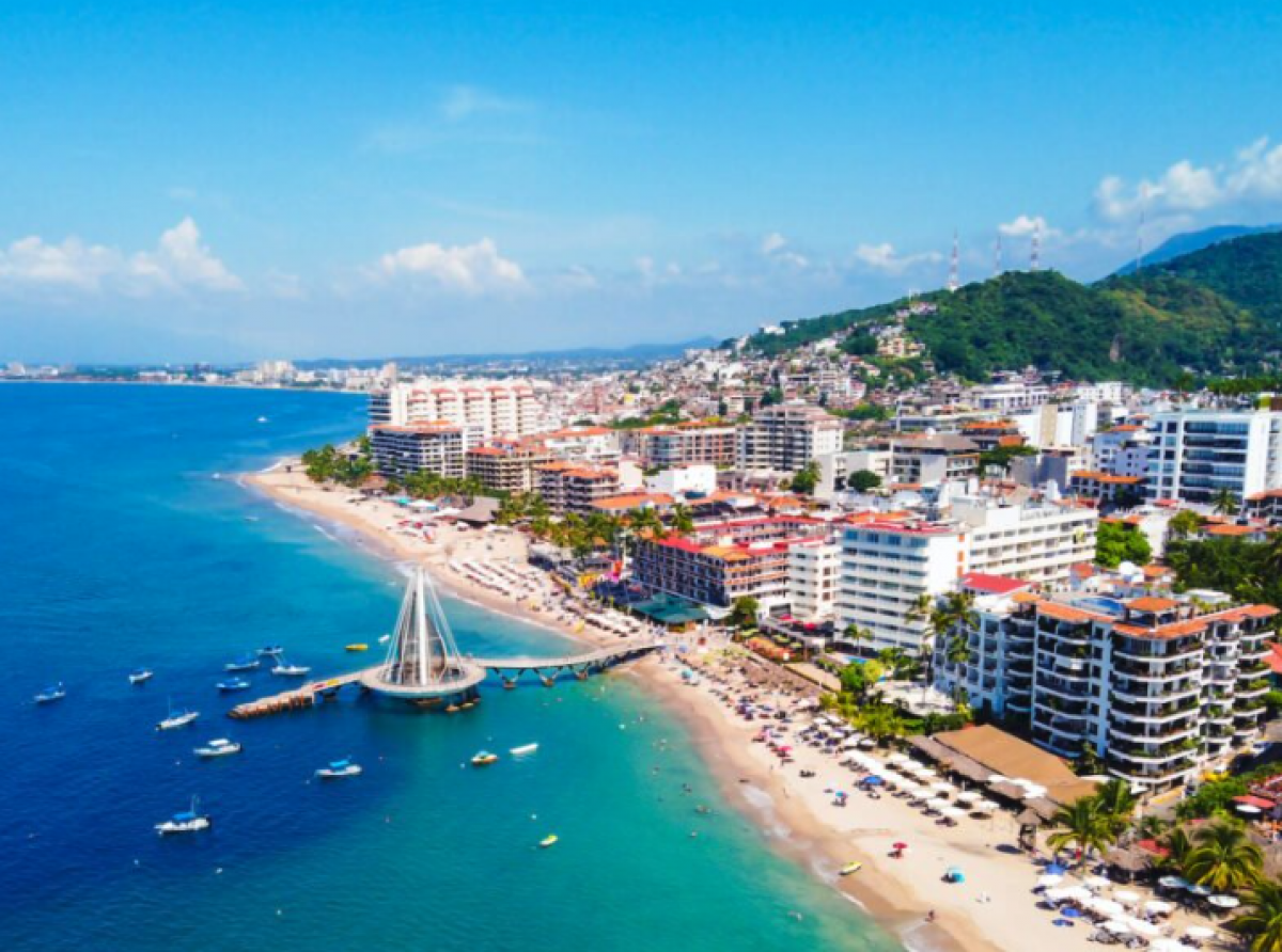 7 Reasons Puerto Vallarta Is The Perfect Destination For LGBTQ Travelers